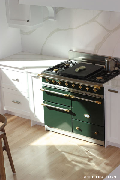 Aerial view of Dark Green stove
